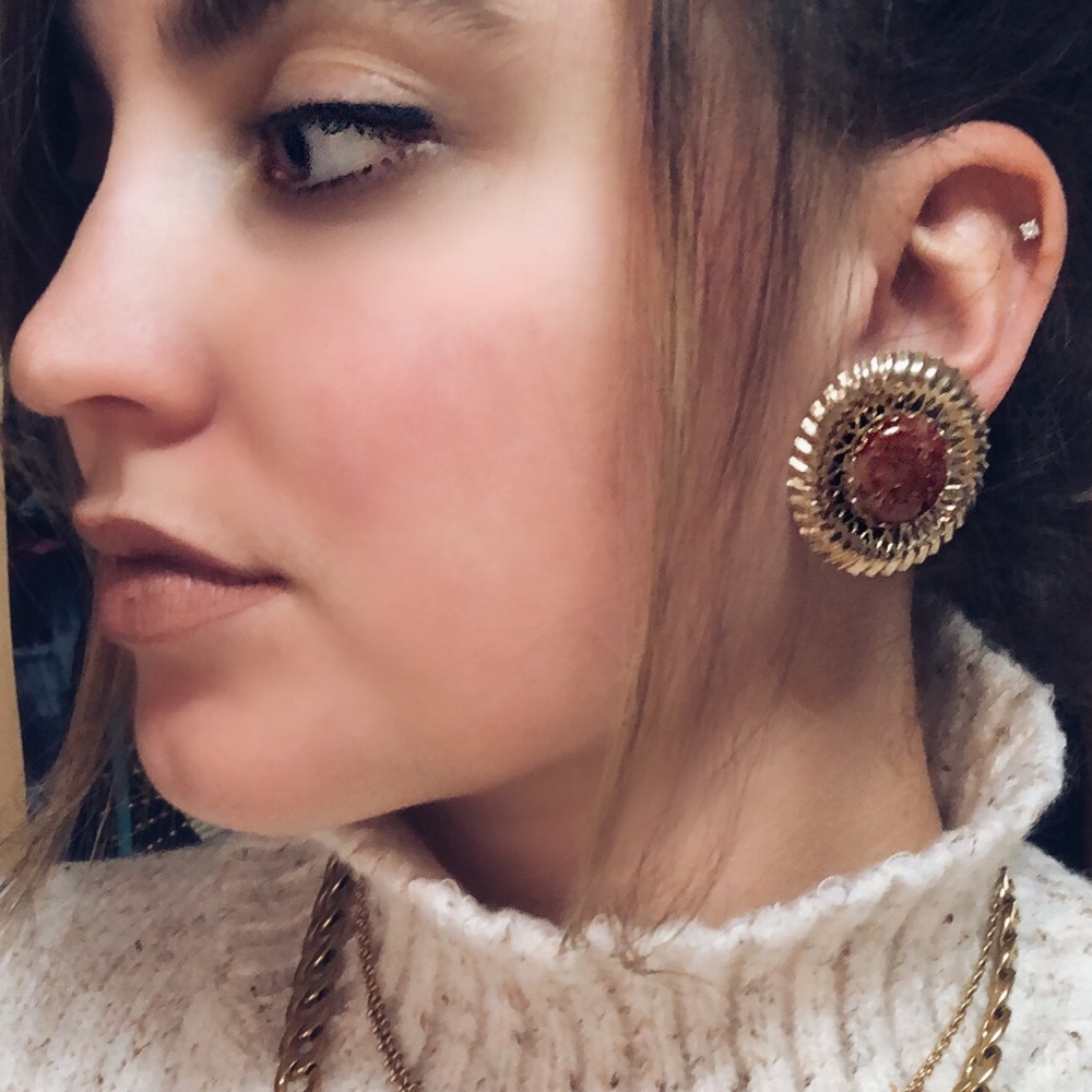 Vintage Gold and Brown Round Filigree Earrings